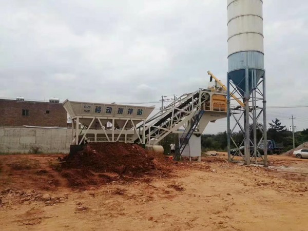 免基础移动式稳定土拌合站